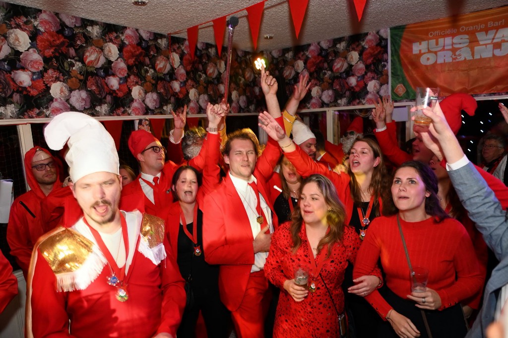 ../Images/Tulpkabouters van hun prins af 174.jpg